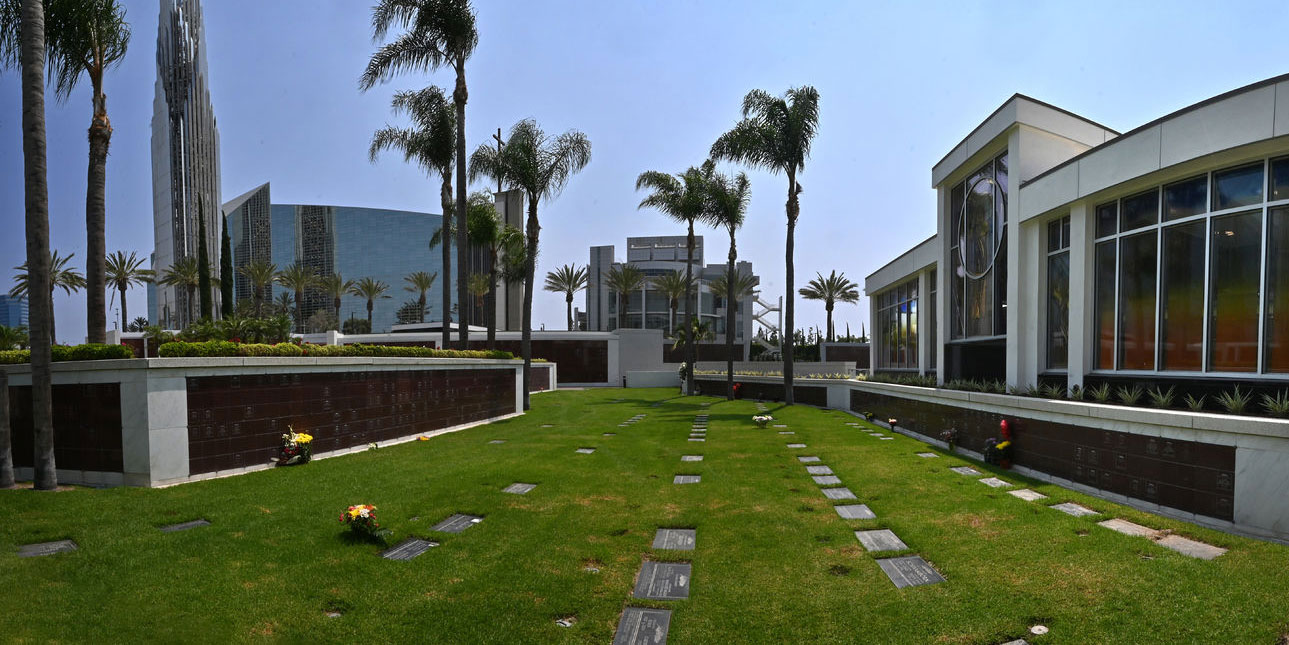Lawn Crypt